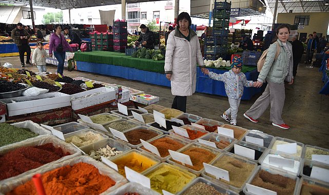 Sokakta, pazarda 'doğal, taze' sanılan 'tehlikeli' lezzet
