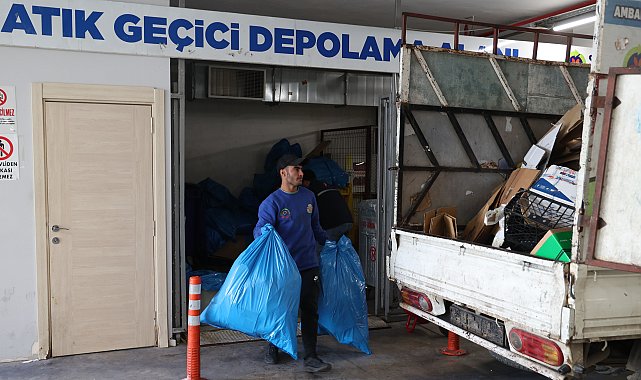 Ayrıştırılabilir kurumsal atıklar geri dönüşüme kazandırılıyor
