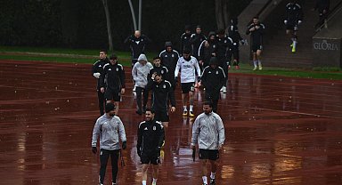 Beşiktaş'ta Cengiz Ünder takımla çalıştı