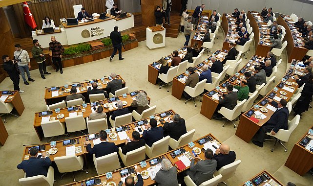 Büyükşehir'de yılın ilk meclis toplantısı