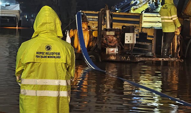 Kepez Belediyesi sağanağa karşı 7 gün 24 saat teyakkuzda