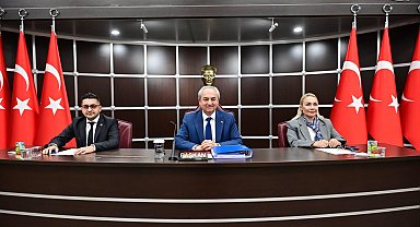 Kocagöz'den mecliste güçlü Türkiye vurgusu