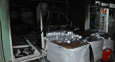 Mahelle muhtarlığı yandı