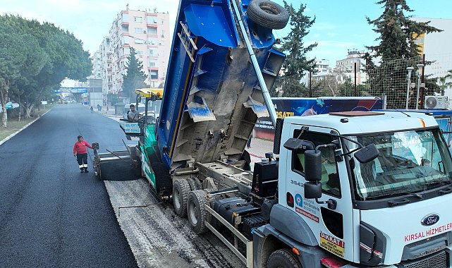 100. Yıl Bulvarı'nda asfalt çalışmasının ikinci etabı da tamamlandı