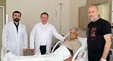 'Kumlucalı Jason' donörü olduğu ağabeyini böbrek yetmezliğinden kurtardı