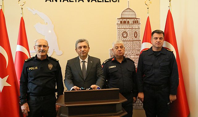 Antalya'da asayiş tablosu: 8 bin 534 olay, 5 bin 50 aranan yakalandı