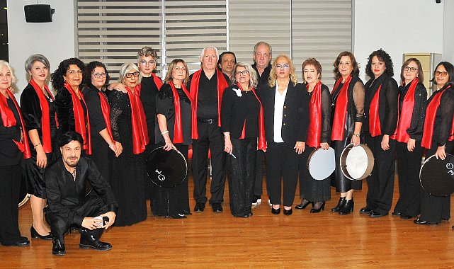 Antalya'da türkülü şarkılı konser