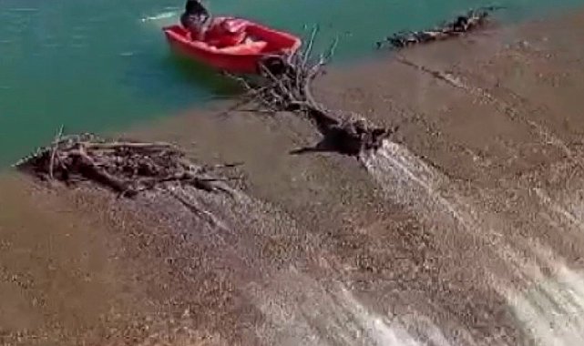 Barajda tehlikeli temizlik