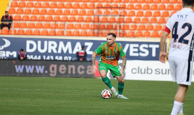 Corendon Alanyaspor - RAMS Başakşehir FK: 1-2