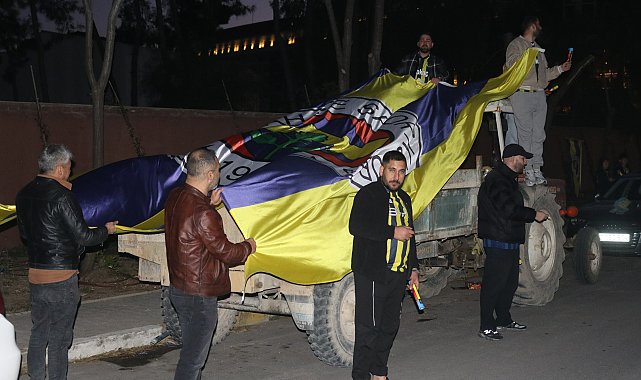 Fenerbahçe'ye Antalya'da coşkulu karşılama