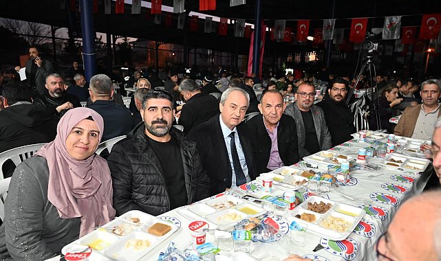 Kepez'de ramazanın ilk iftar sofraları kuruldu