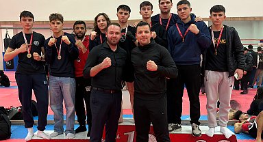 Kick boks ve boks sporcularından önemli başarı