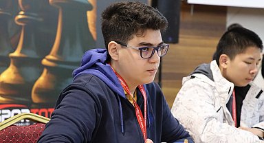 Türk satrancının genç büyükustasından büyük başarı