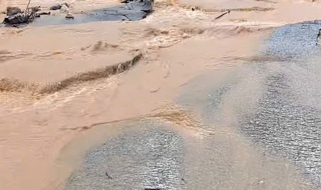 Yağışta zarar gören yol onarıldı