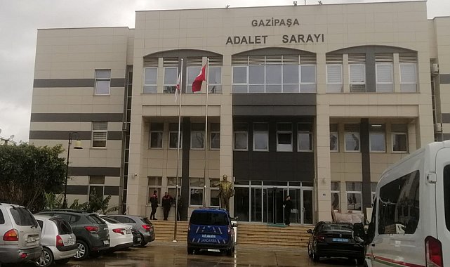 Yol kenarında cesedi bulunan kadının eşi gözaltında