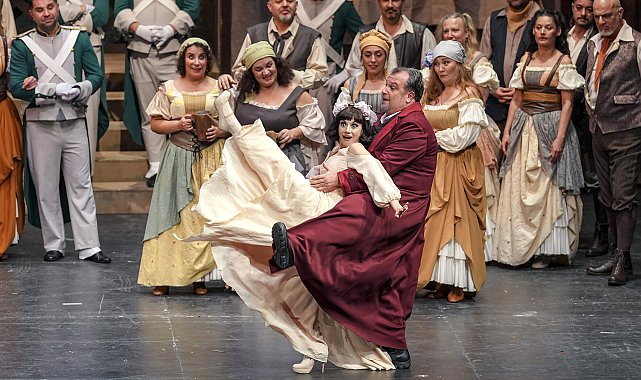 'Aşk İksiri' tekrar sahnede