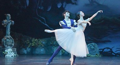 'Giselle' Antalya sahnesine geri dönüyor