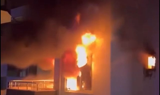 Alanya'da 5 katlı apartmanda yangın