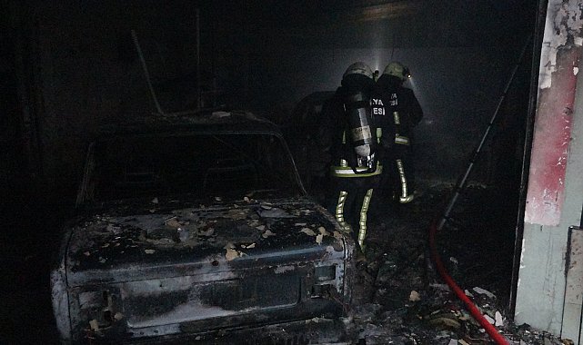 Antalya'da araç boyama atölyesindeki yangın, bitişikteki iş yerine sıçradı