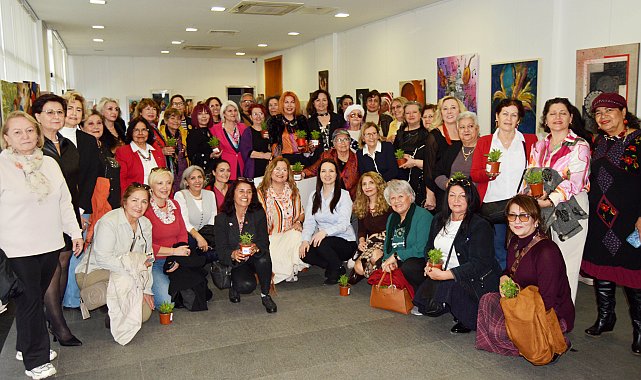 Antalya'da kadın sanatçılar birleşti