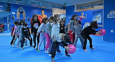 ASFİM'de çocuklar 'Eğitsel Oyunlar' ile öğreniyor