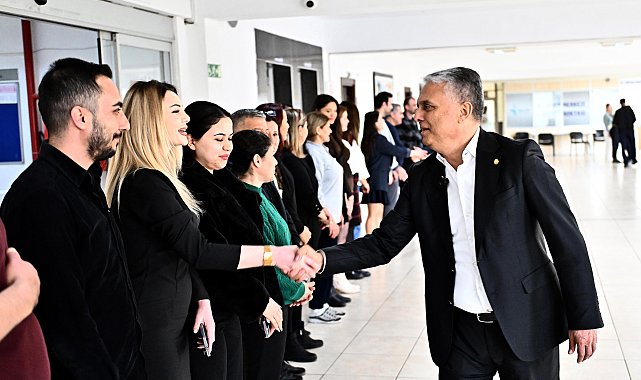 Başkan Uysal personelle bayramlaştı