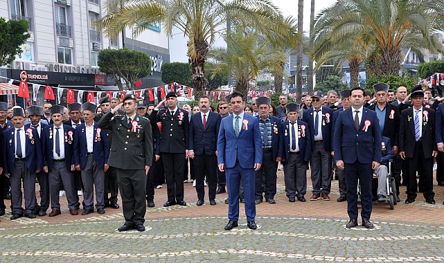 Çanakkale şehitleri törenle anıldı