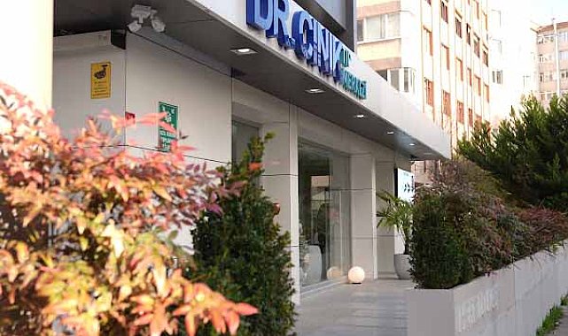 Dr. Cinik, Antalya'da 'diş tatili' konseptiyle hizmet veriyor