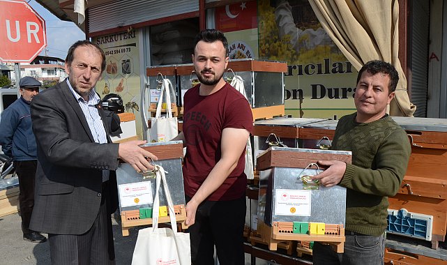 Genç arıcılara destek
