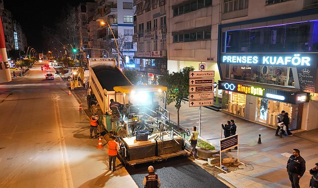 Güllük Caddesi'nde yol bakım ve onarım çalışması