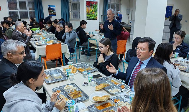 Kaymakam Şahin, lise öğrencileriyle iftarda buluştu