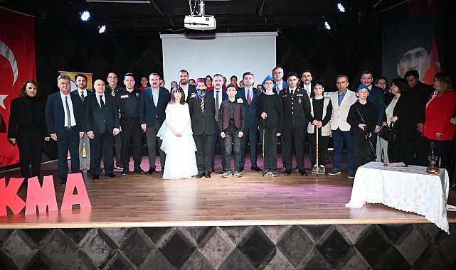 Kemer'de İstiklal Marşı'nın kabulü törenle kutlandı