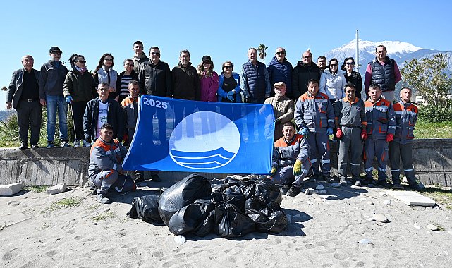 Kemer'de sahil temizliği