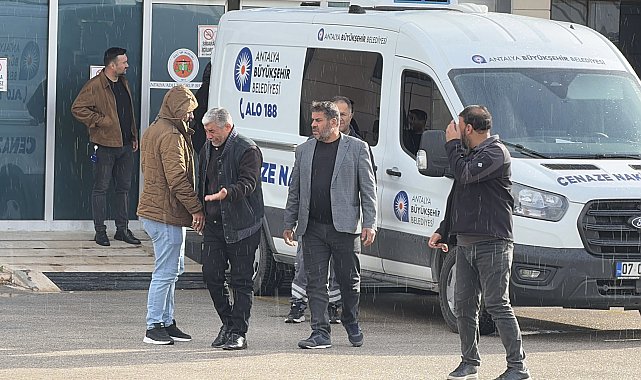 Konteynerdeki yangında ölen anne ile 5 çocuğunun cenazeleri teslim alındı