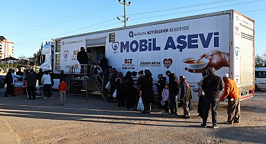 Mobil Aşevi Ramazan bereketini mahallelere taşıyor