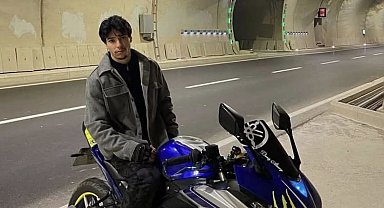 Otomobil ile motosikletin çarpıştığı kazada üniversiteli Deniz öldü