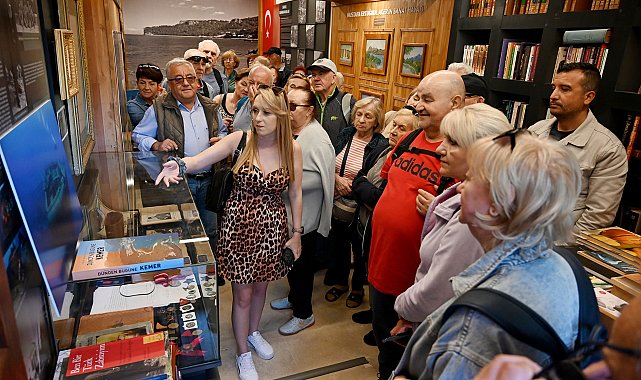 Polonyalı kafile Kültür Evi'nde