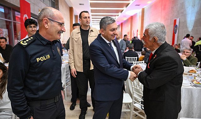 Şehit aileleri ile gaziler onuruna iftar