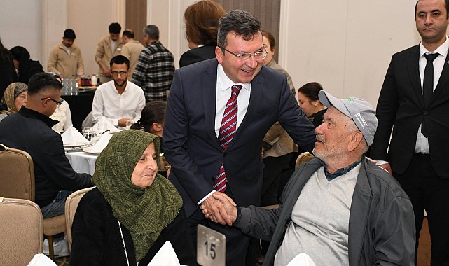 Şehit yakınları ve gaziler onuruna iftar