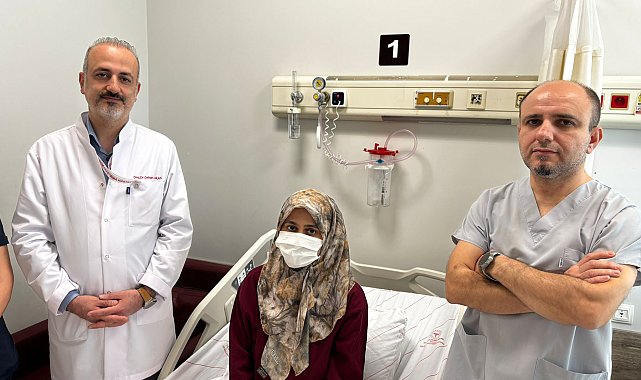 Tatile geldiği Antalya'da kanser olduğunu öğrendi; öğrencilerine kavuşacağı günü iple çekiyor