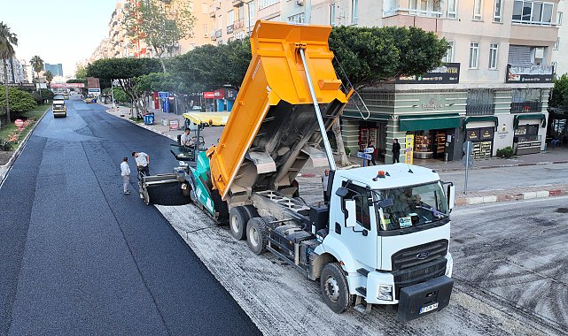 100. Yıl Bulvarı'nda 5. etap asfalt çalışması tamamlandı