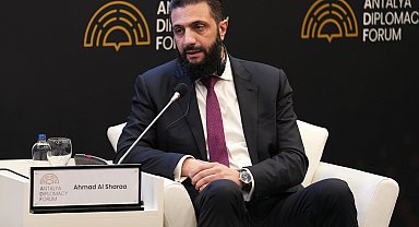 Ahmed Şara: Suriye'nin kuzeyi yabancı askerlerden boşalmış durumda