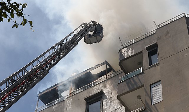 Antalyaspor'un eski yöneticisinin evinde yangın