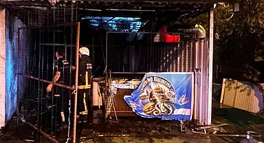 Balıkçı yangında kül oldu