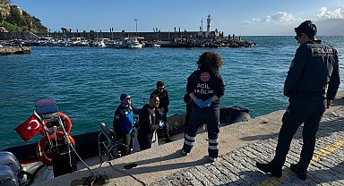 Deniz manzarası izlerken dalga ile açığa sürüklendiler; 2 kardeş kurtuldu, kuzenleri öldü