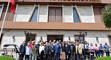 Kepez Belediyesi KKTC heyetini ağırladı