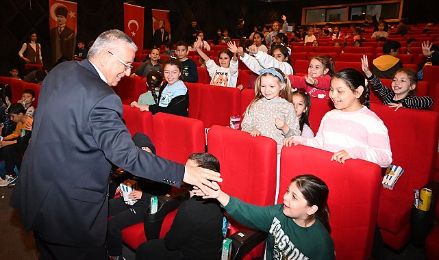 Öğrencilerden sinema keyfi