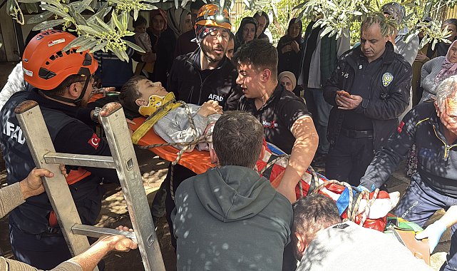 Oynarken foseptiğe düşüp yaralanan çocuk kurtarıldı