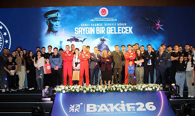 Türk Yıldızları, BAKİF26'da öğrencilerle buluştu