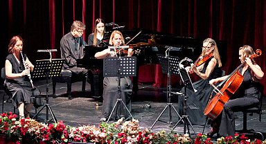 Antalya'da romantik dönem akşamı